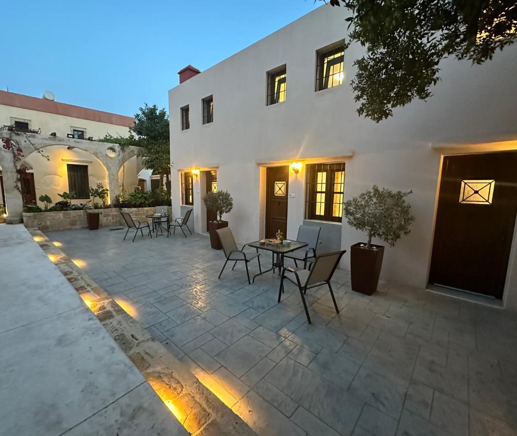 Sala Historical Luxury Suites Rhodes City Luaran gambar